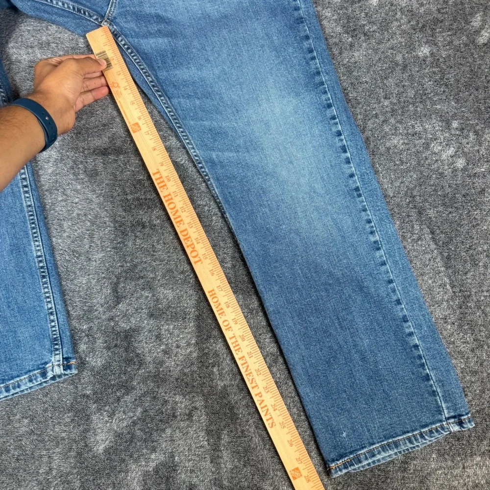 Levi's 559 Relaxed Straight Jeans Mens 38x30 Medium Wash Blue WaterLess Denim